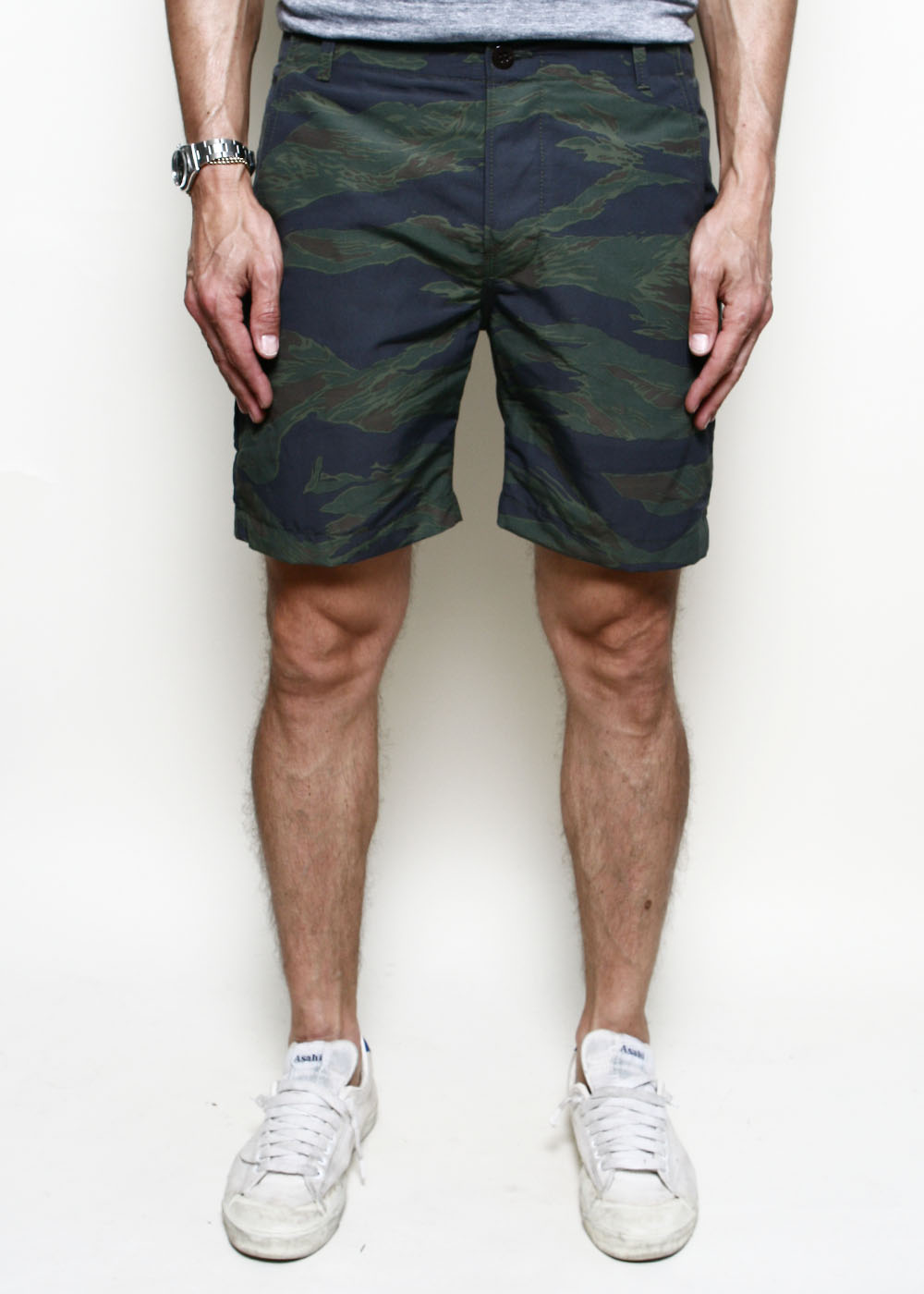 Fatigue Shorts // Tiger Camo Green – Rogue Territory